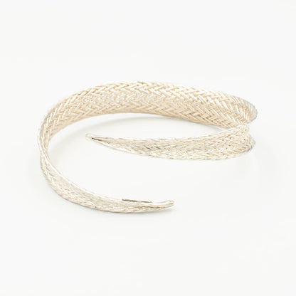 ティファニー ウーブン リーフ ブレスレット