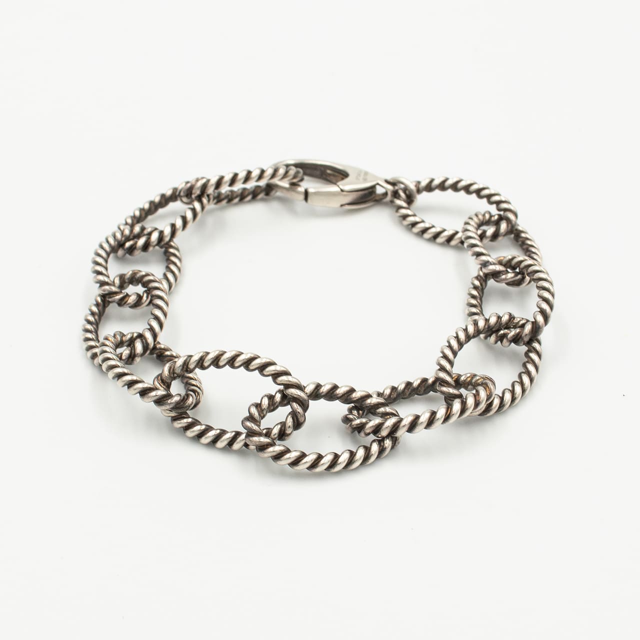 ティファニー ツイスト オーバル リンク ブレスレット