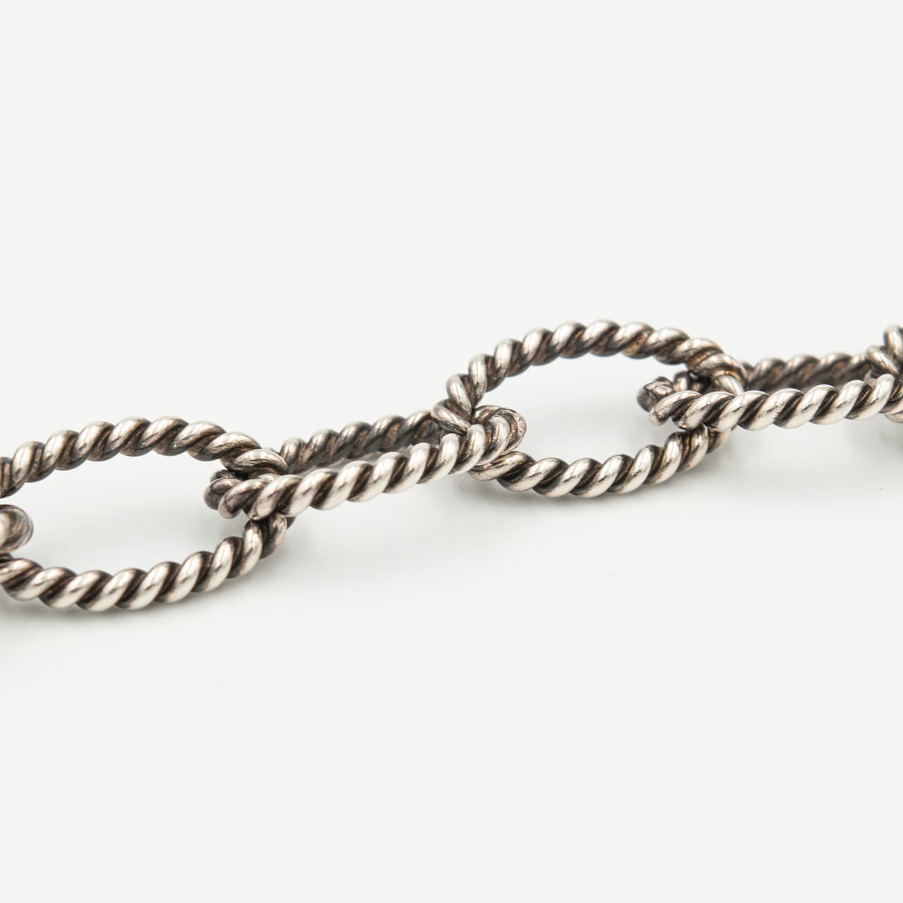 ティファニー ツイスト オーバル リンク ブレスレット