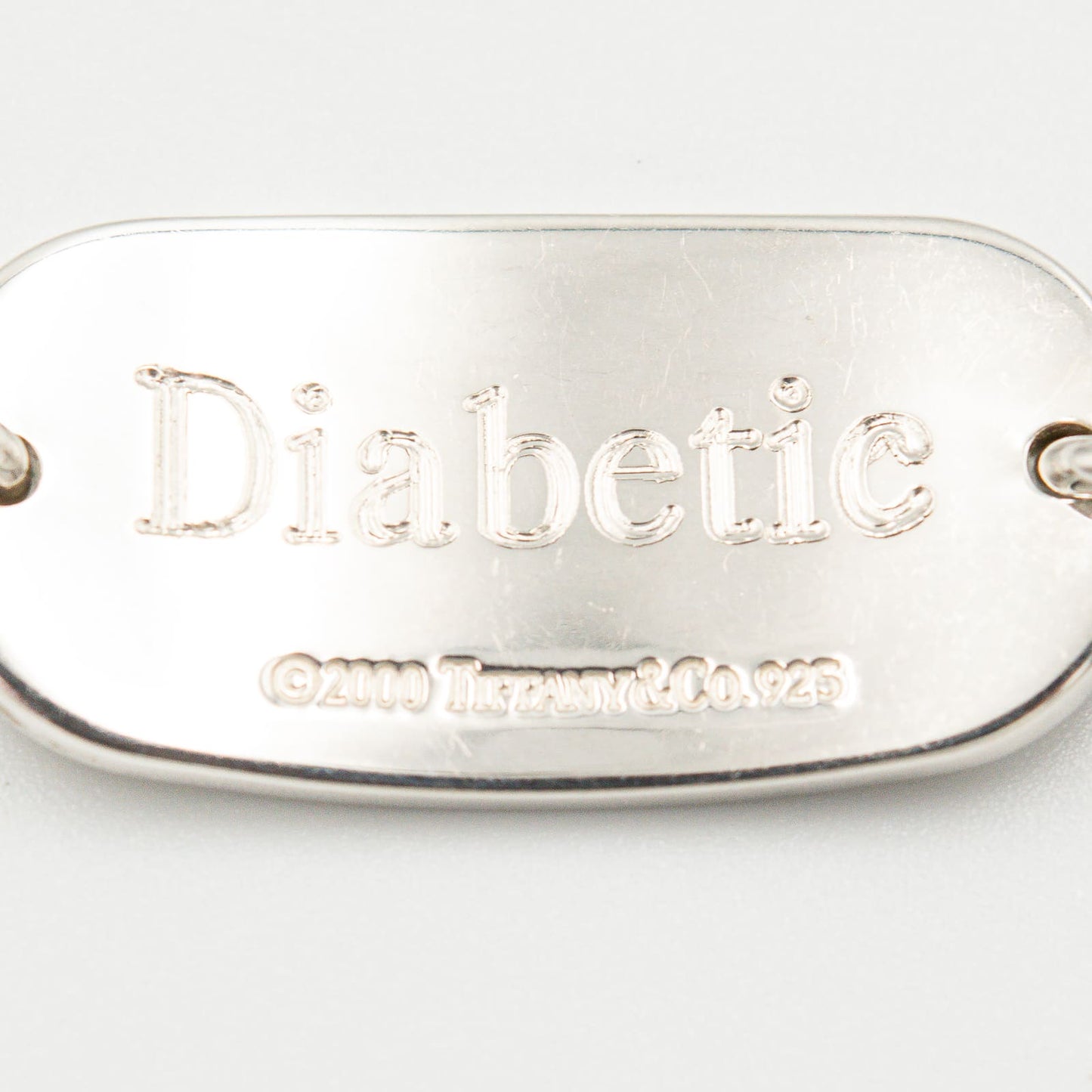 ティファニー カドゥケス メディカル ID ブレスレット