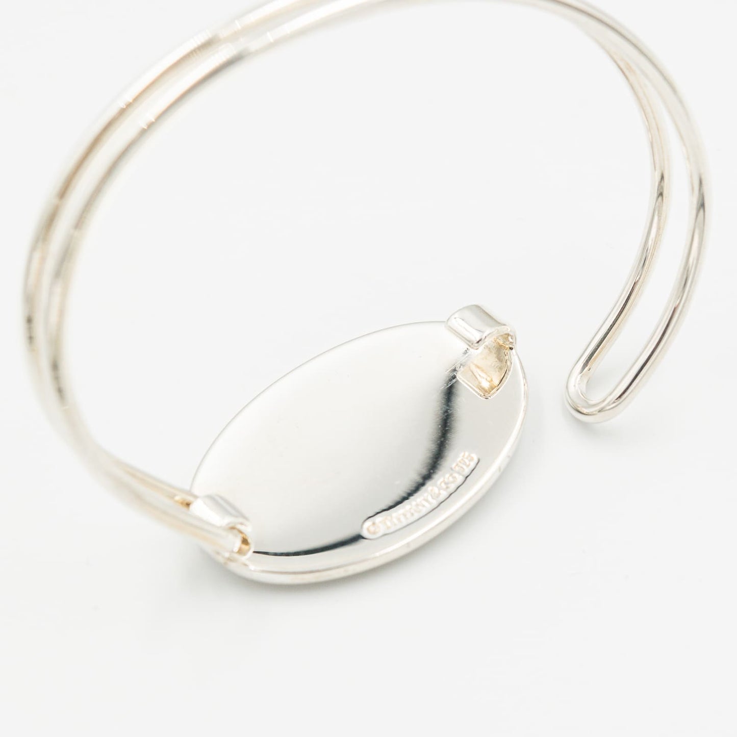 ティファニー オーバル ID バングル