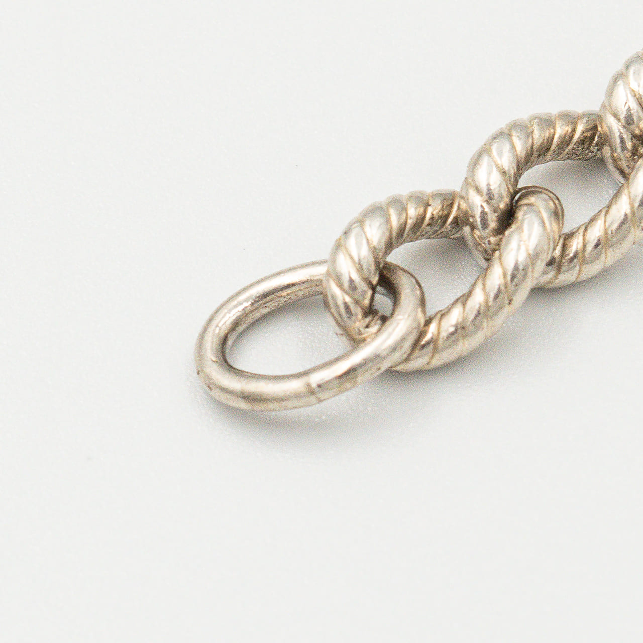 ティファニー パターンドリンク ツイストロープ ブレスレット