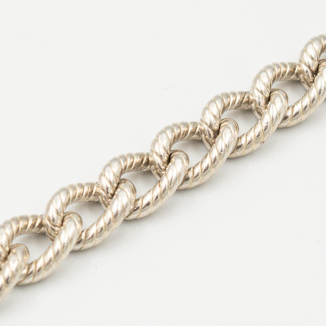 ティファニー パターンドリンク ツイストロープ ブレスレット