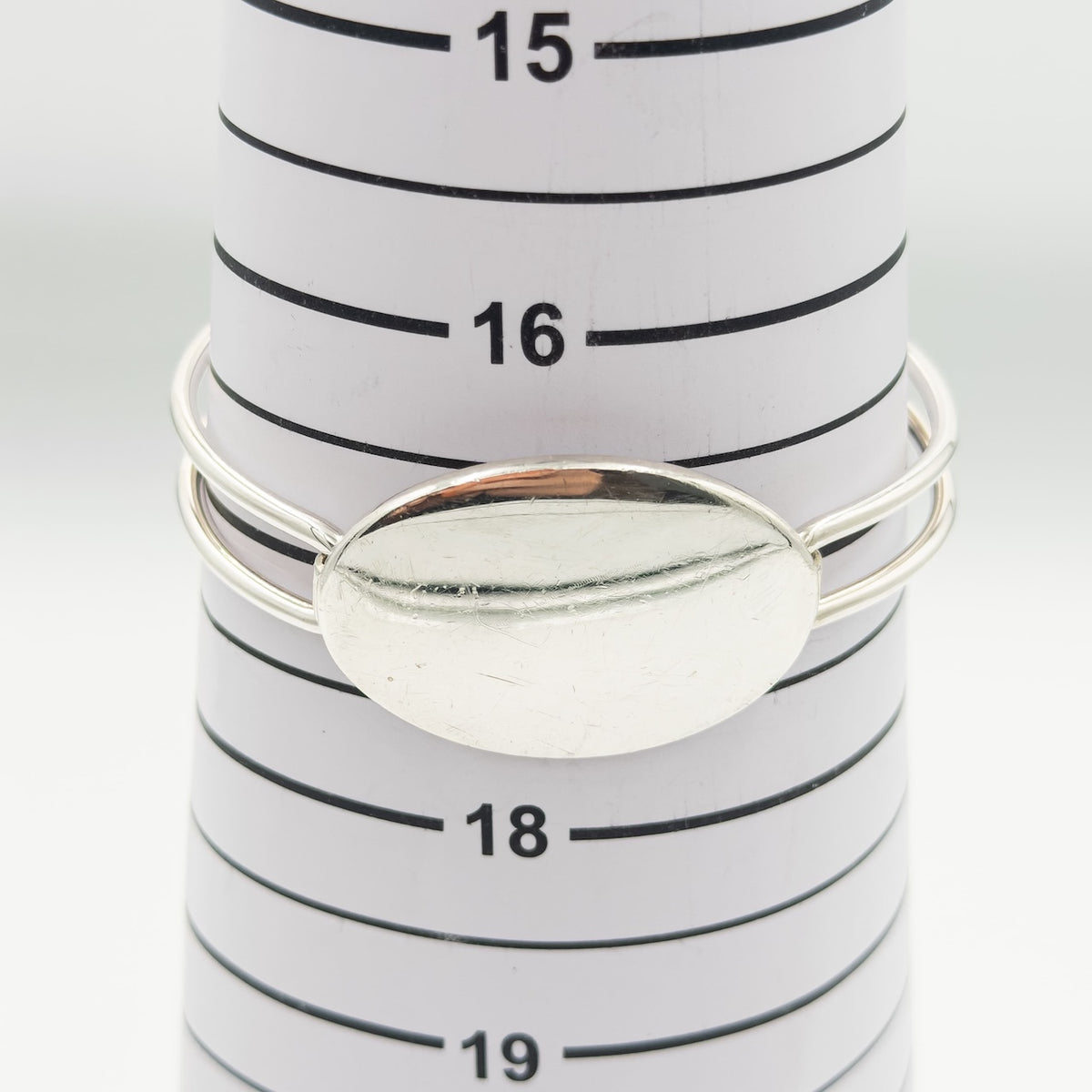 ティファニー オーバル ID バングル 19cm シルバー