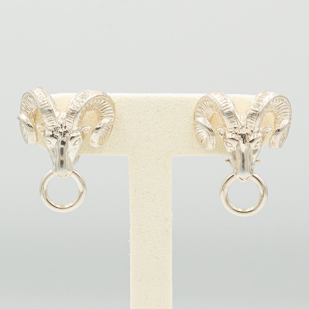 ティファニー シープ ドアノッカー イヤリング