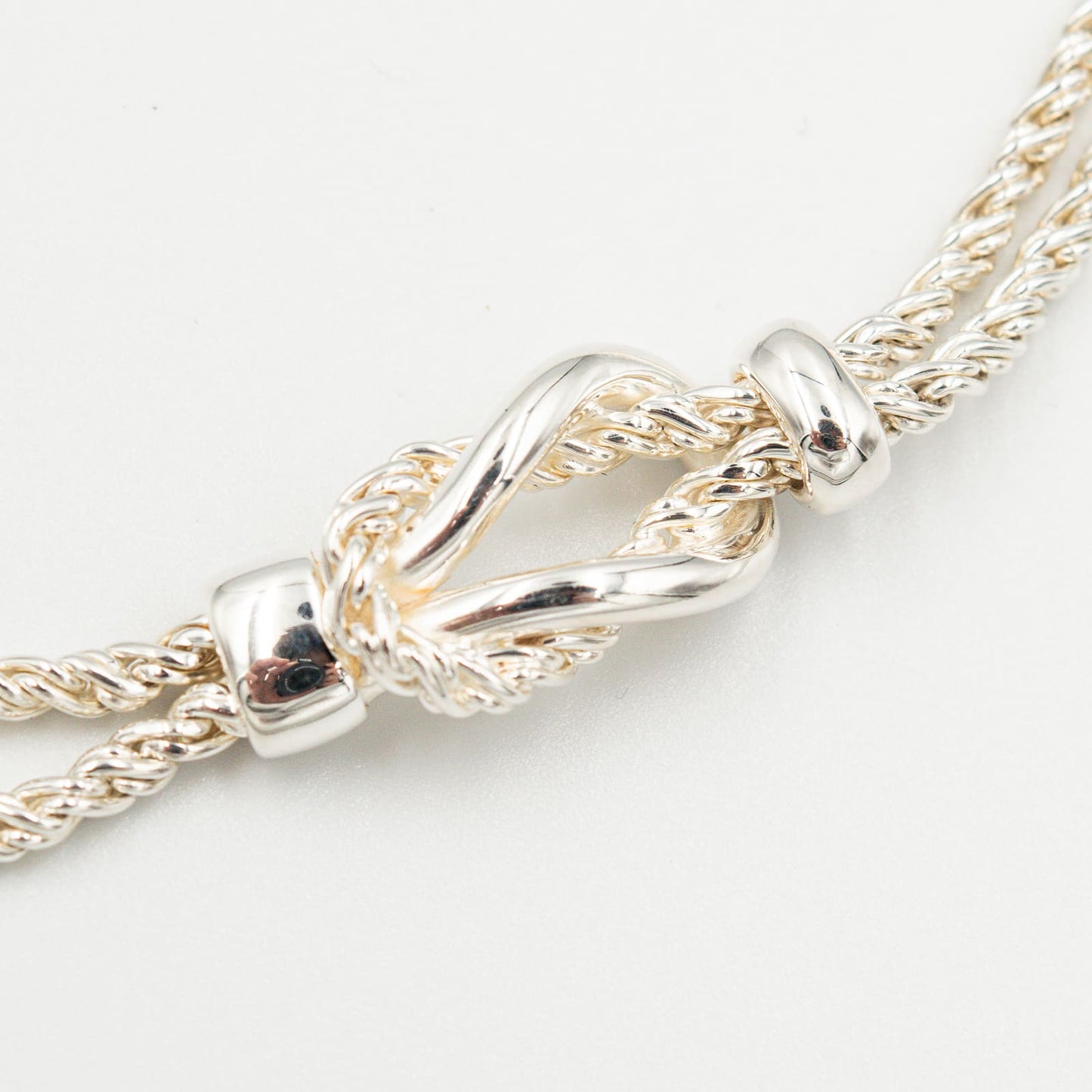 ティファニー センターノット ネックレス