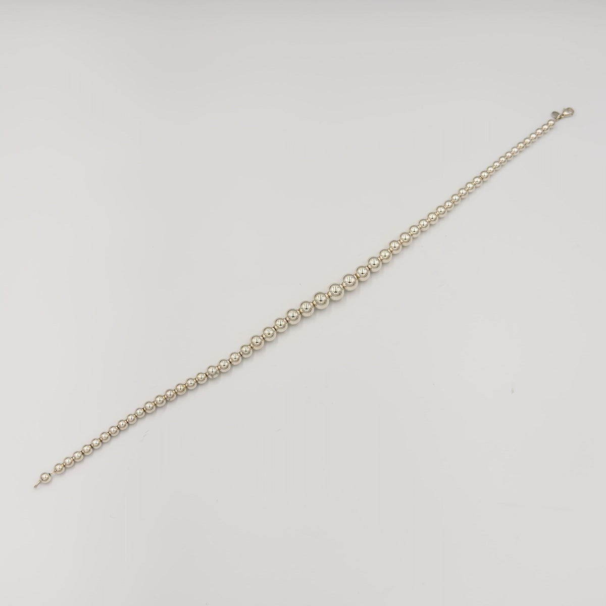 ティファニー ハードウェア グラジュエイテッド ボール ネックレス 41.1cm シルバー