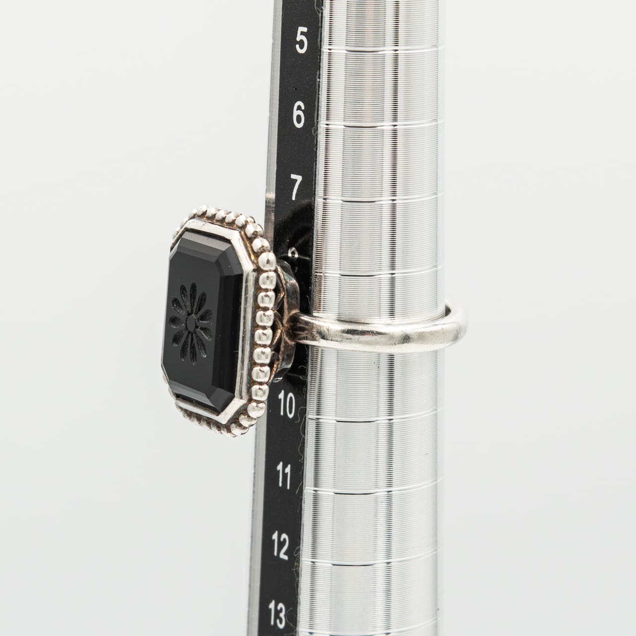 ティファニー ジーグフェルド オニキス リング