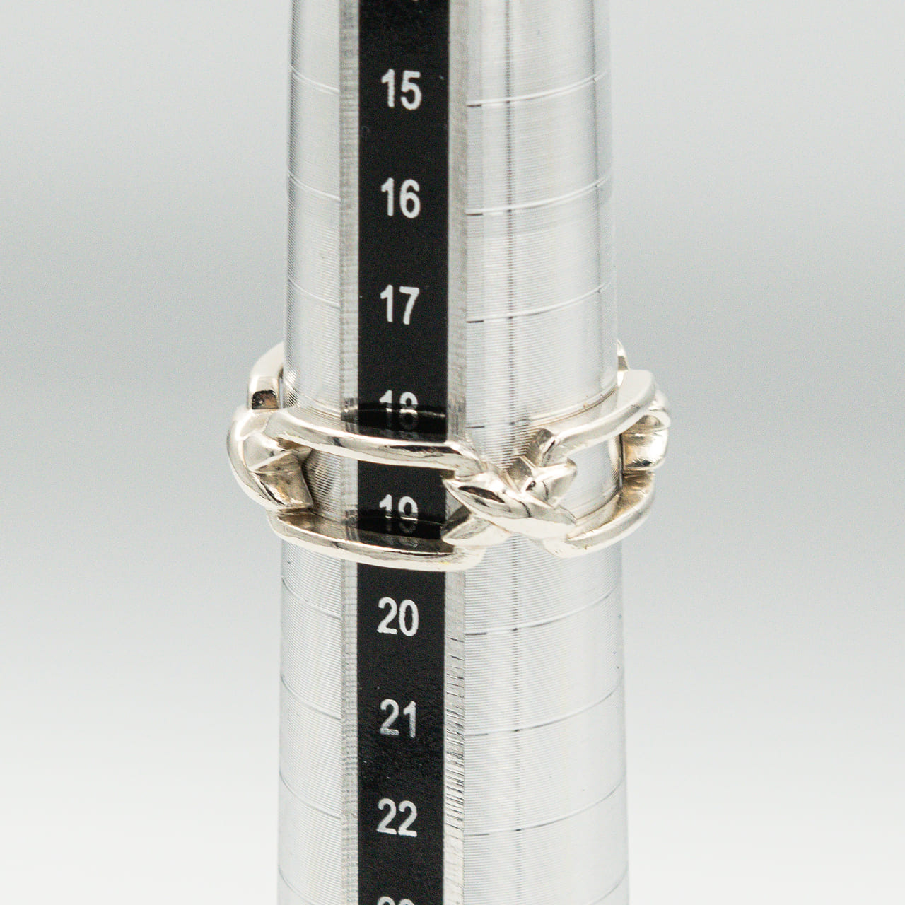 ティファニー シグネチャー X リンク リング